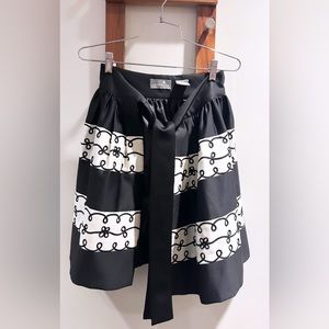 Liz Claiborne black and white skirt